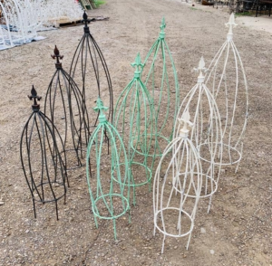 Mini flame topiary (color may vary)